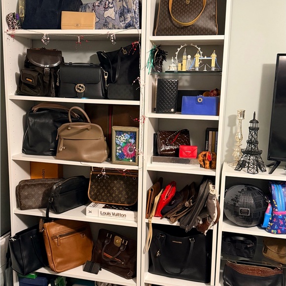 The Unbranded Brand Other - Certificate of Authenticity